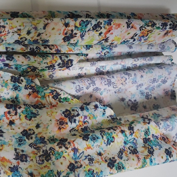 June and Hudson Wrap Dress - Picture 6 of 7